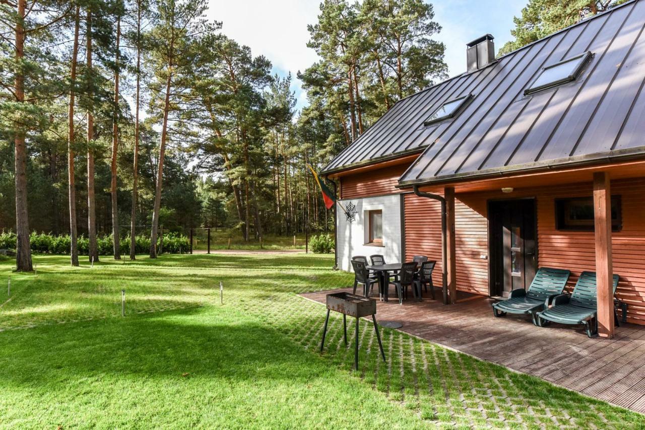 Vacation Home Mezsargi Pape Exterior photo